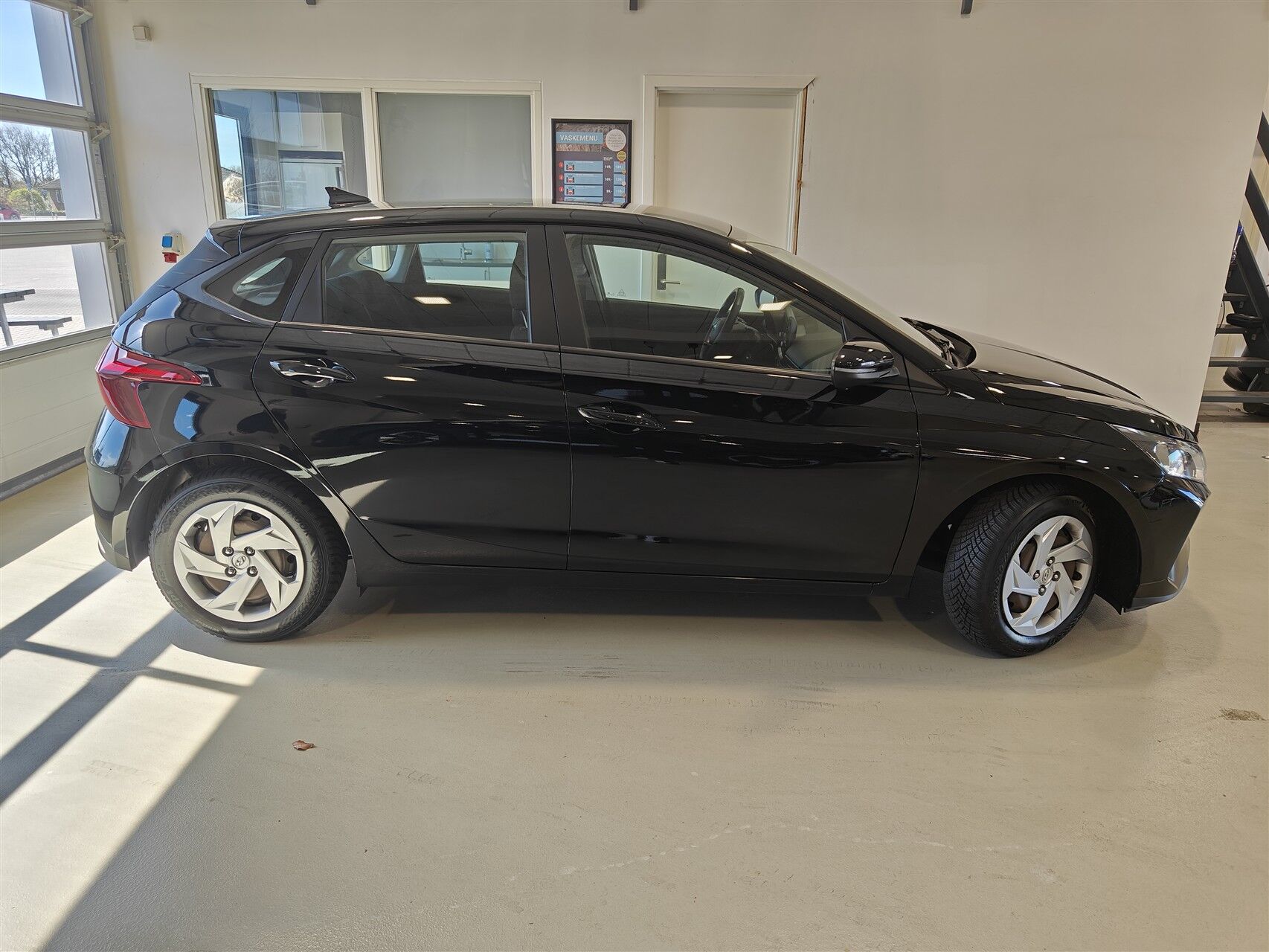 Billede af Hyundai i20 1,0 T-GDI Essential Komfort DCT 100HK 5d 7g Aut.