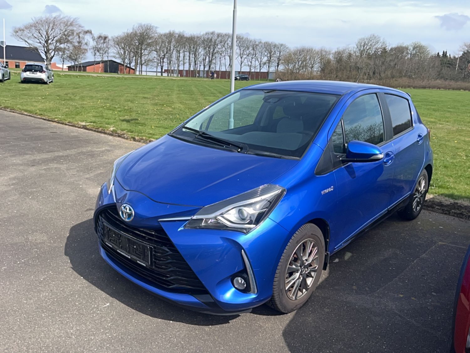 Billede af Toyota Yaris 1,5 Hybrid H2 Exclusive E-CVT 100HK 5d Trinl. Gear