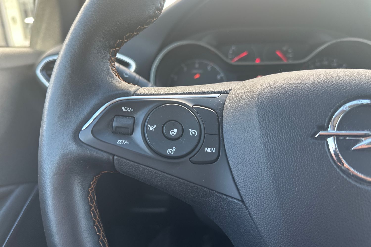 Billede af Opel Crossland X 1,2 Sport 83HK 5d