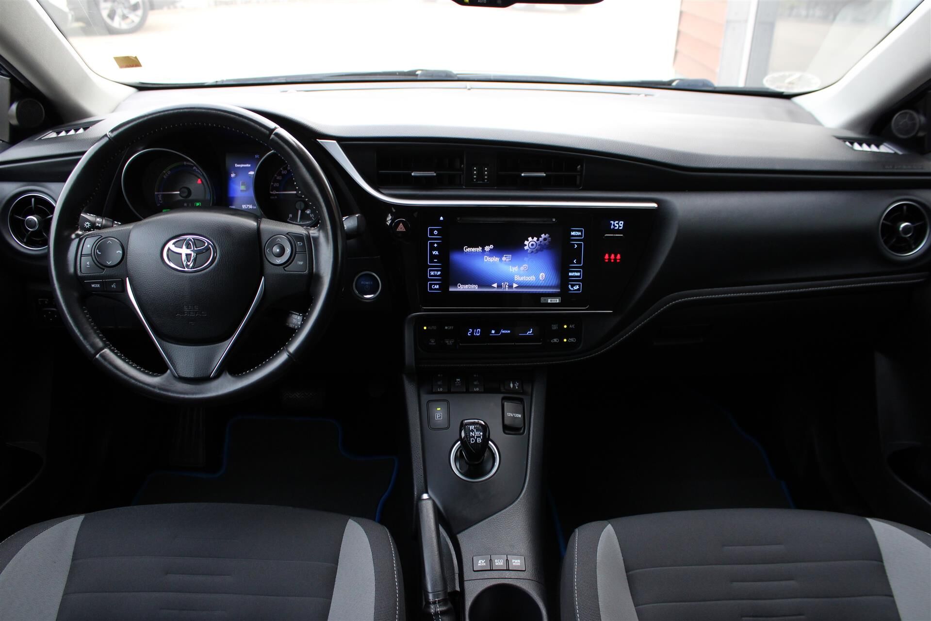Billede af Toyota Auris 1,8 Hybrid H2 Comfort 136HK 5d Aut.