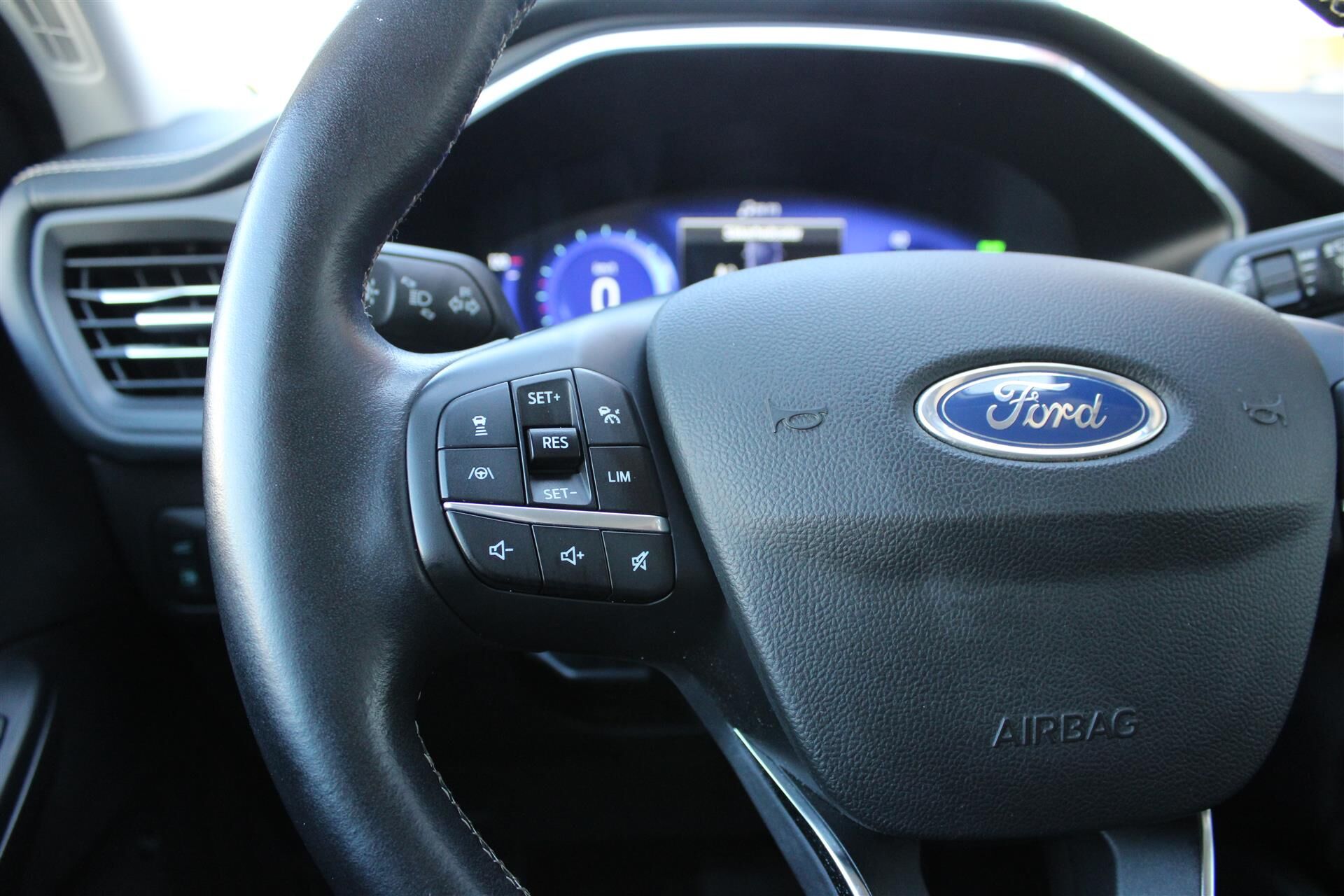 Billede af Ford Kuga 2,5 Plugin-hybrid Vignale CVT 225HK 5d Trinl. Gear