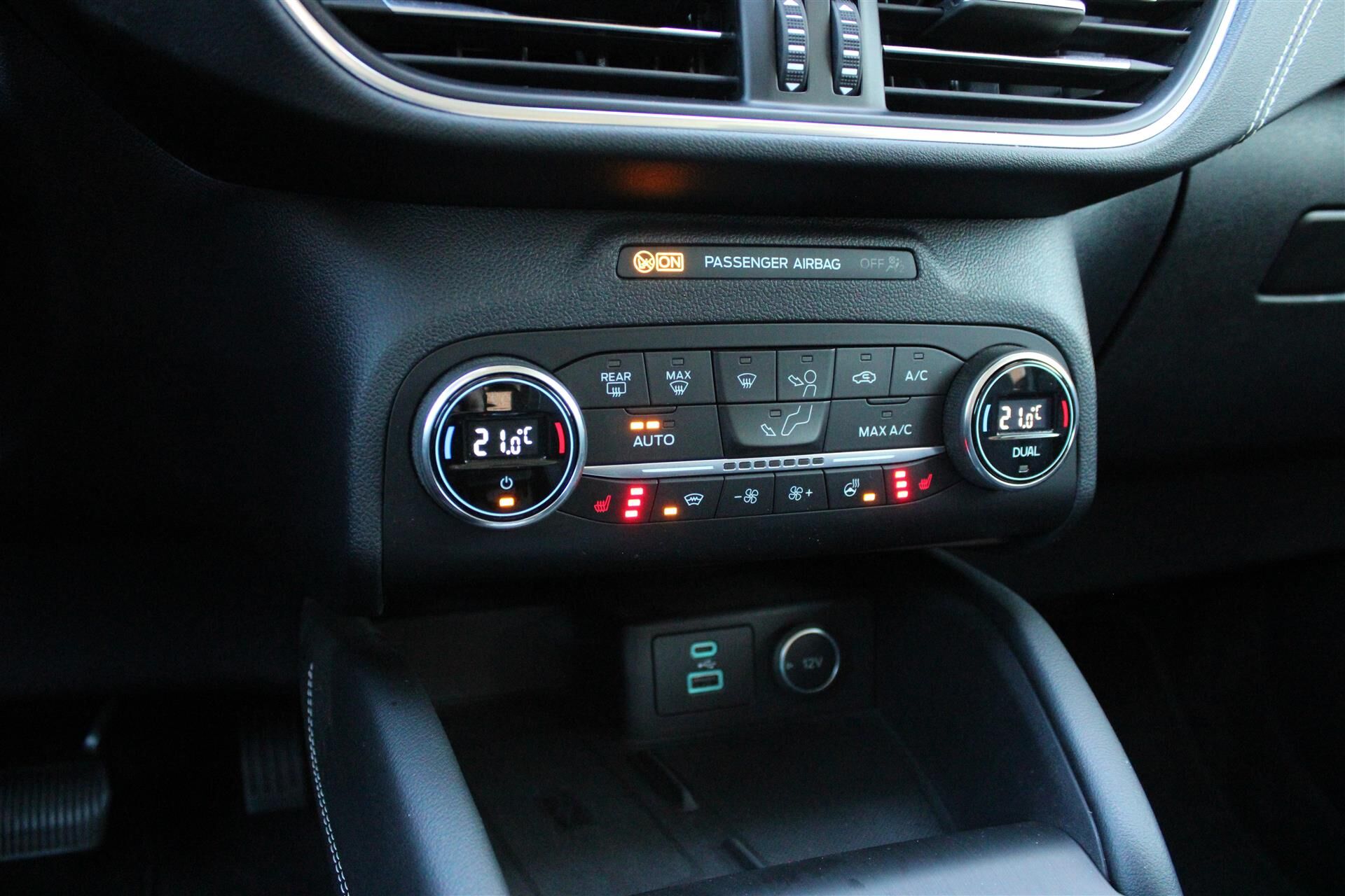 Billede af Ford Kuga 2,5 Plugin-hybrid Vignale CVT 225HK 5d Trinl. Gear
