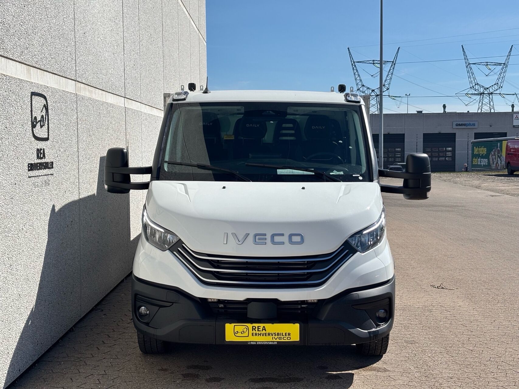 Billede af Iveco Daily 35S18 4100mm 3,0 D Hi-Matic 180HK DobKab 8g Aut.