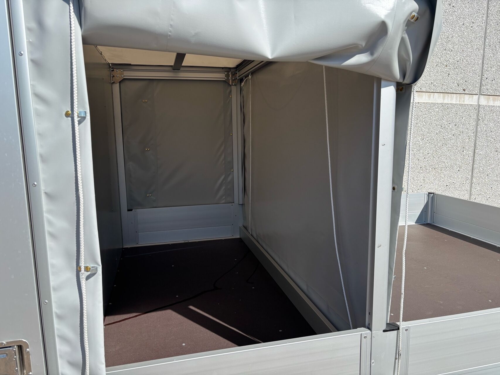 Billede af Iveco Daily 35S18 4100mm 3,0 D Hi-Matic 180HK DobKab 8g Aut.