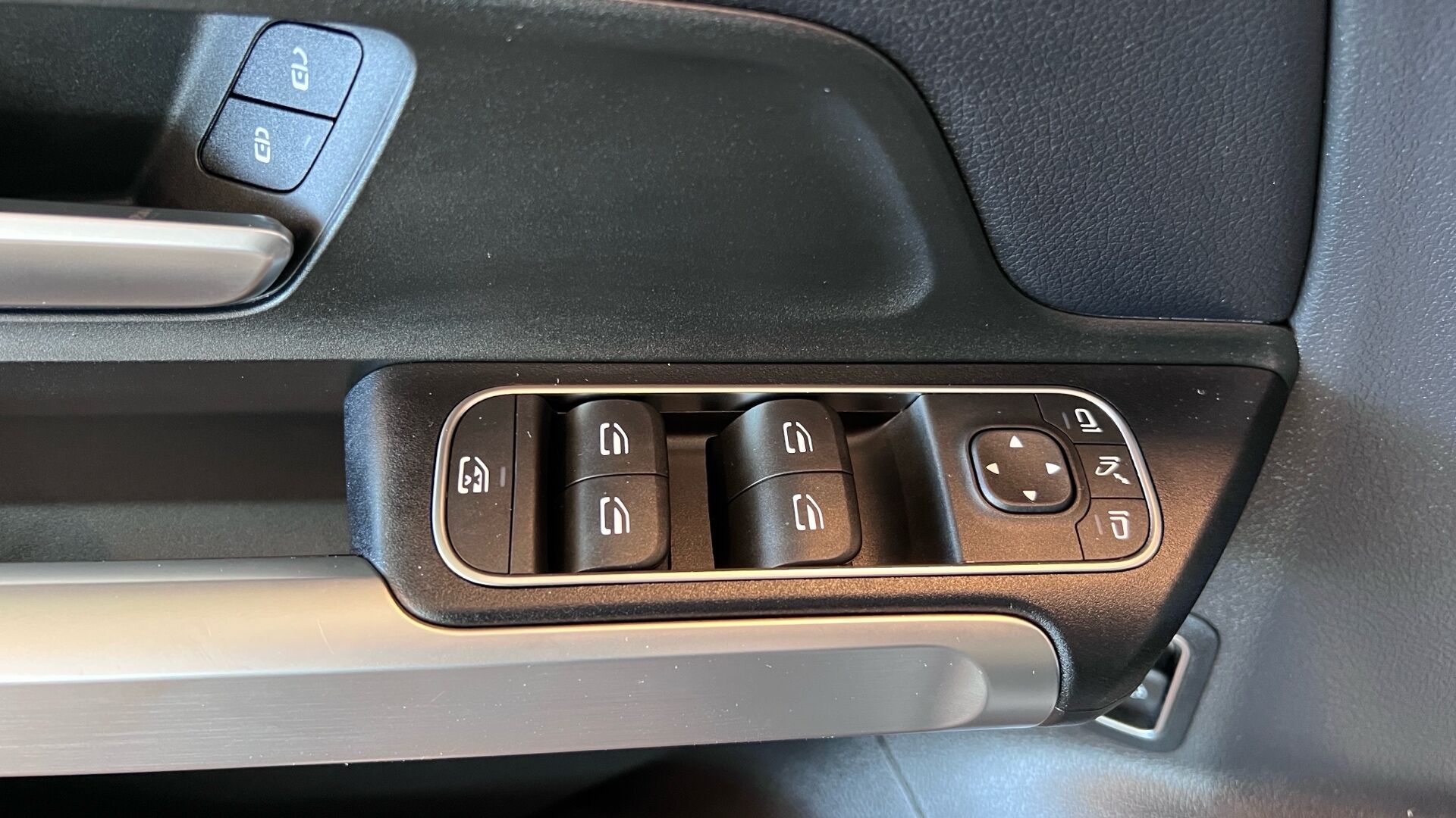Billede af Mercedes-Benz EQB 250 EL Progressive 190HK 5d Aut.