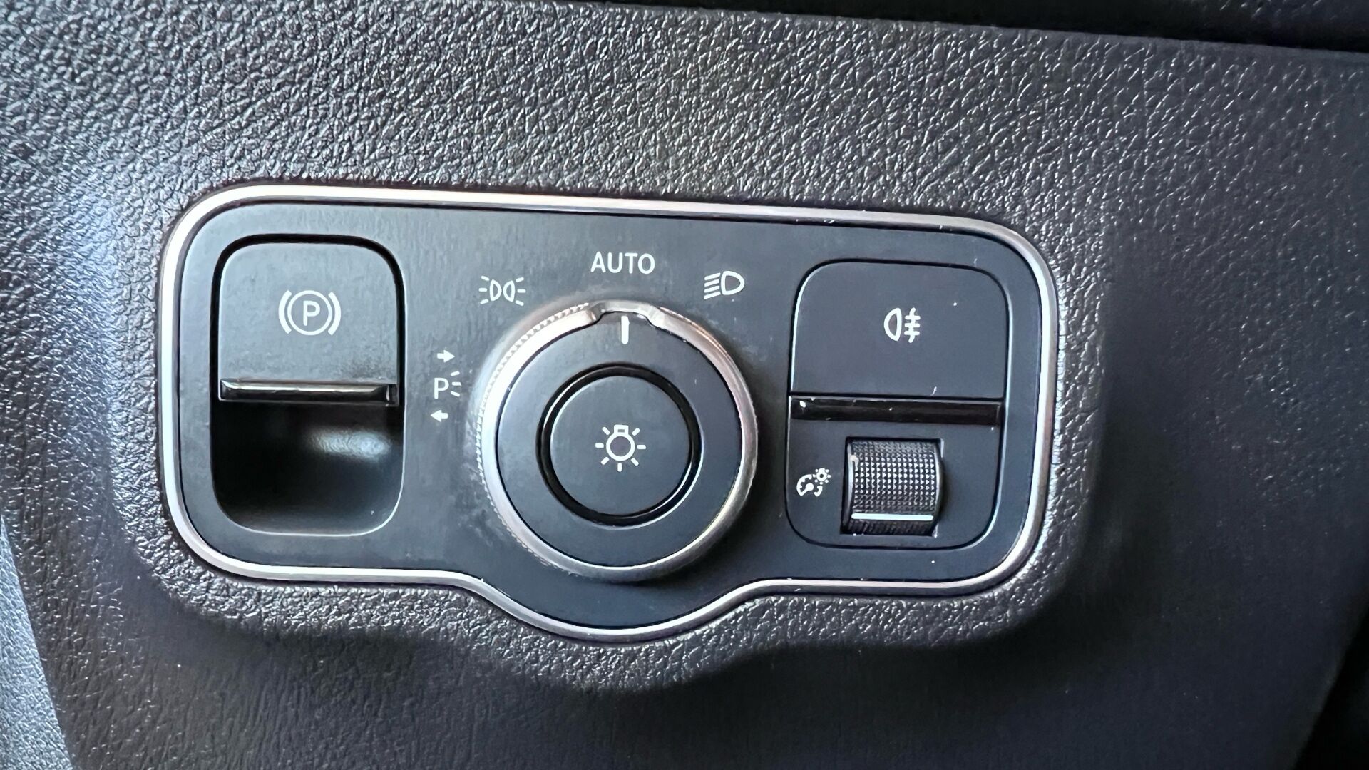 Billede af Mercedes-Benz EQB 250 EL Progressive 190HK 5d Aut.