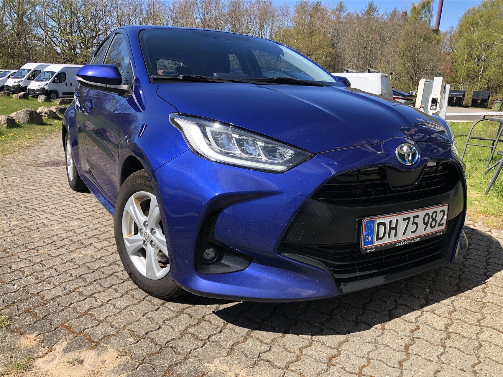 Billede af Toyota Yaris 1,5 Hybrid Active Technology Plus 116HK 5d Trinl. Gear