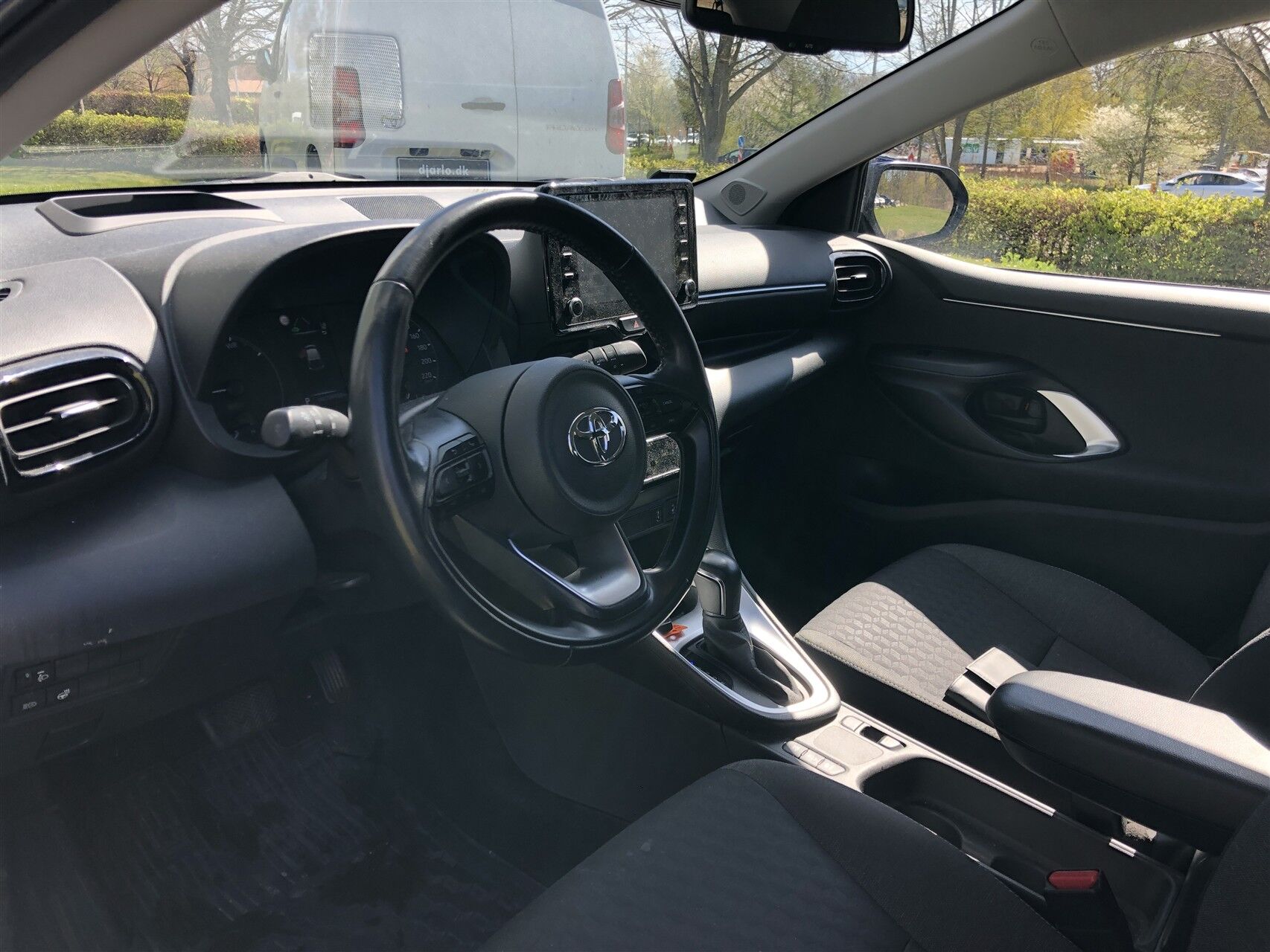 Billede af Toyota Yaris 1,5 Hybrid Active Technology Plus 116HK 5d Trinl. Gear