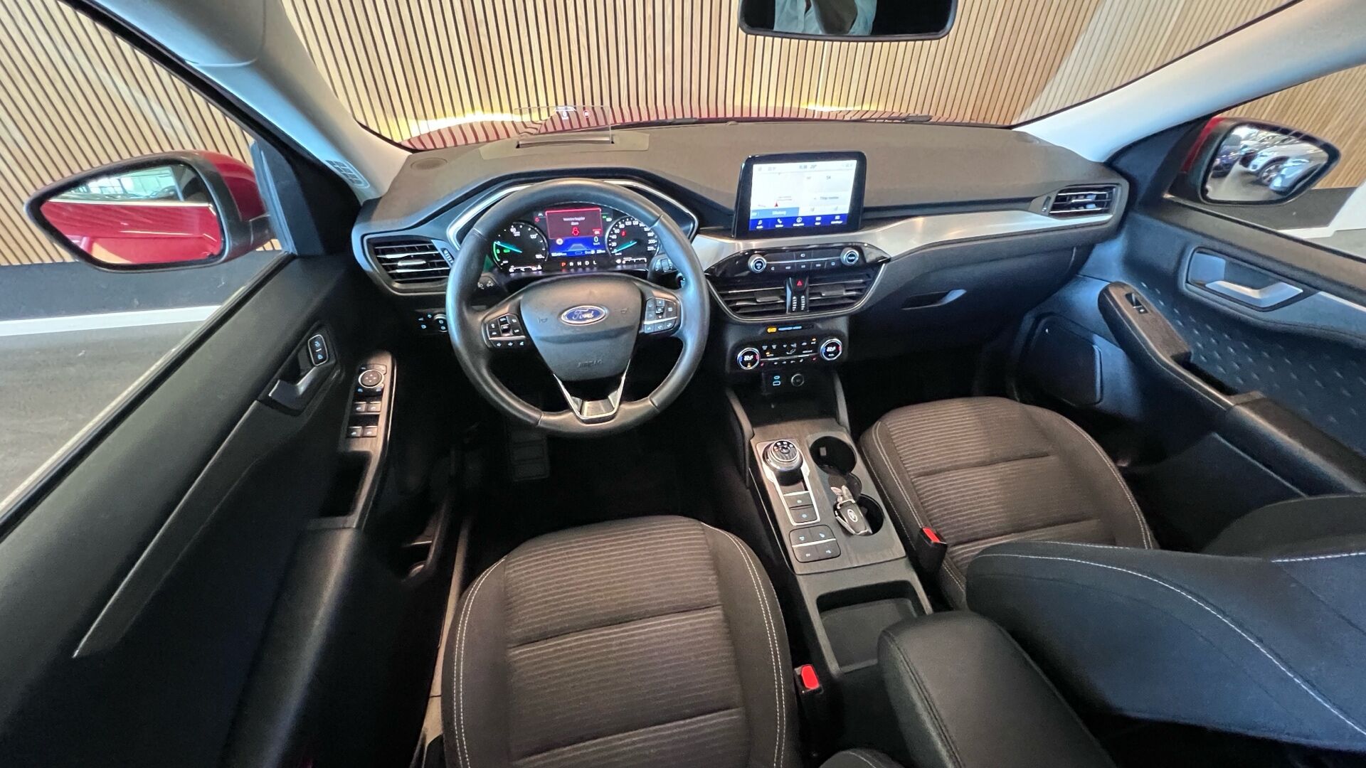 Billede af Ford Kuga 2,5 Plugin-hybrid Titanium X CVT 225HK 5d Trinl. Gear
