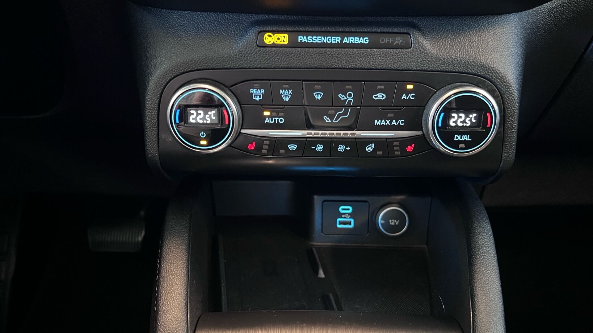 Billede af Ford Kuga 2,5 Plugin-hybrid Titanium X CVT 225HK 5d Trinl. Gear