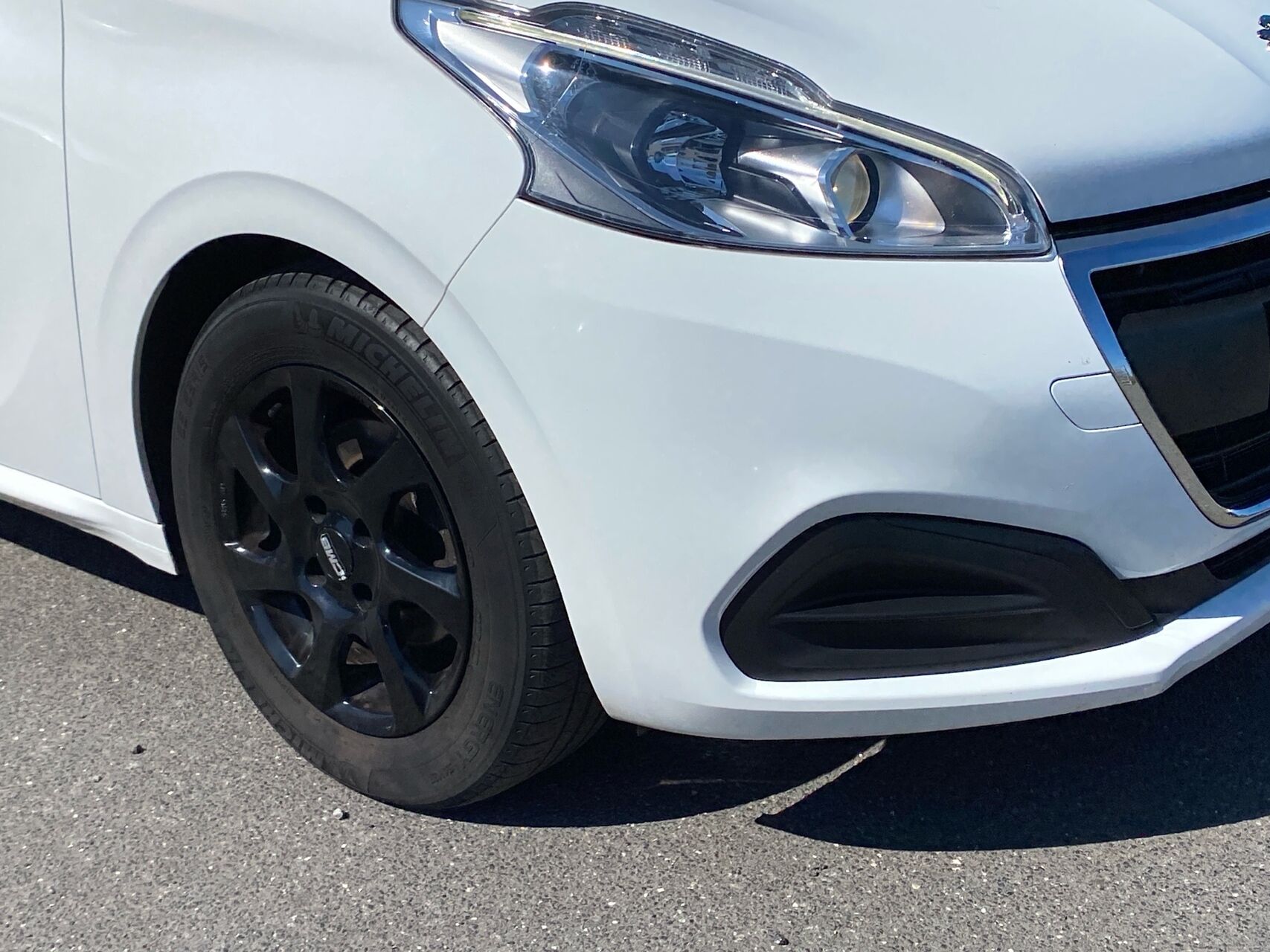 Billede af Peugeot 208 1,2 PureTech Envy 82HK 5d