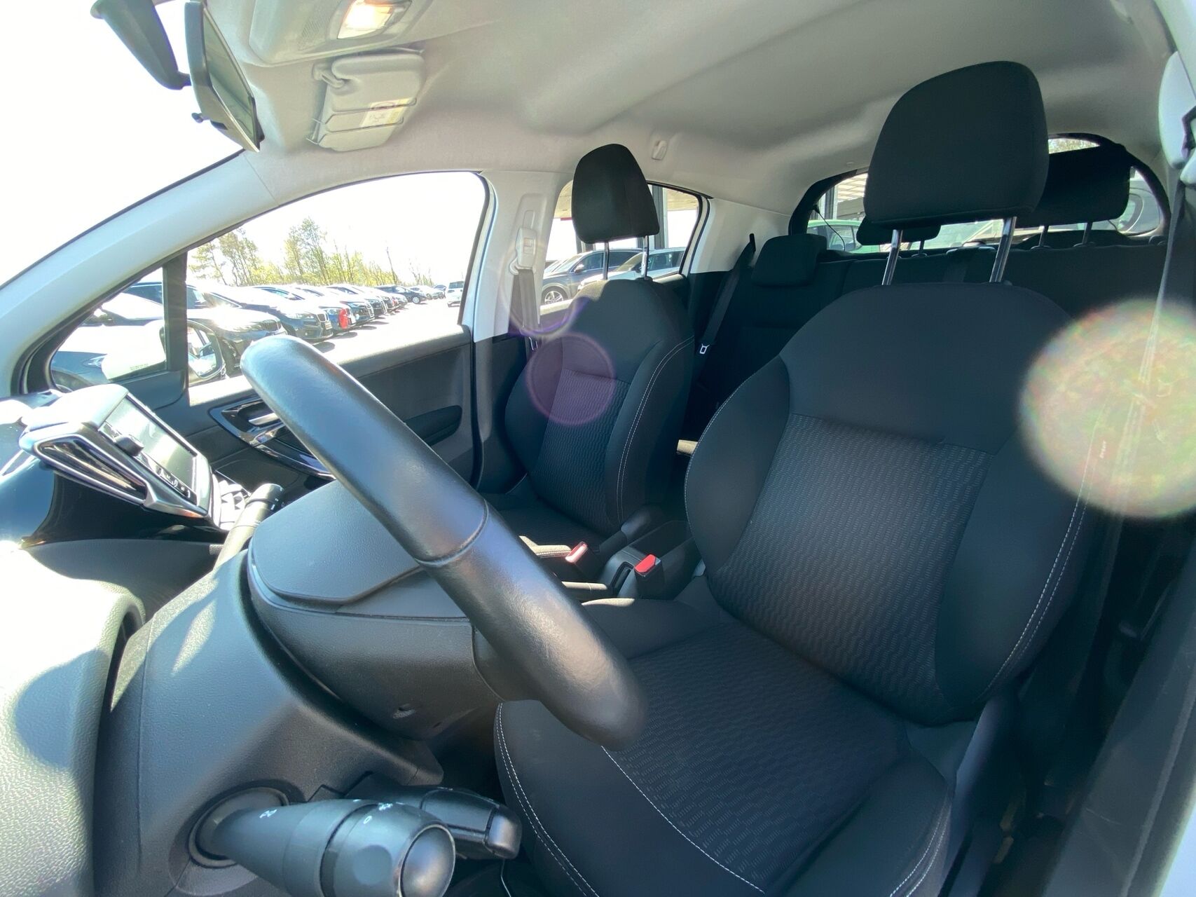 Billede af Peugeot 208 1,2 PureTech Envy 82HK 5d