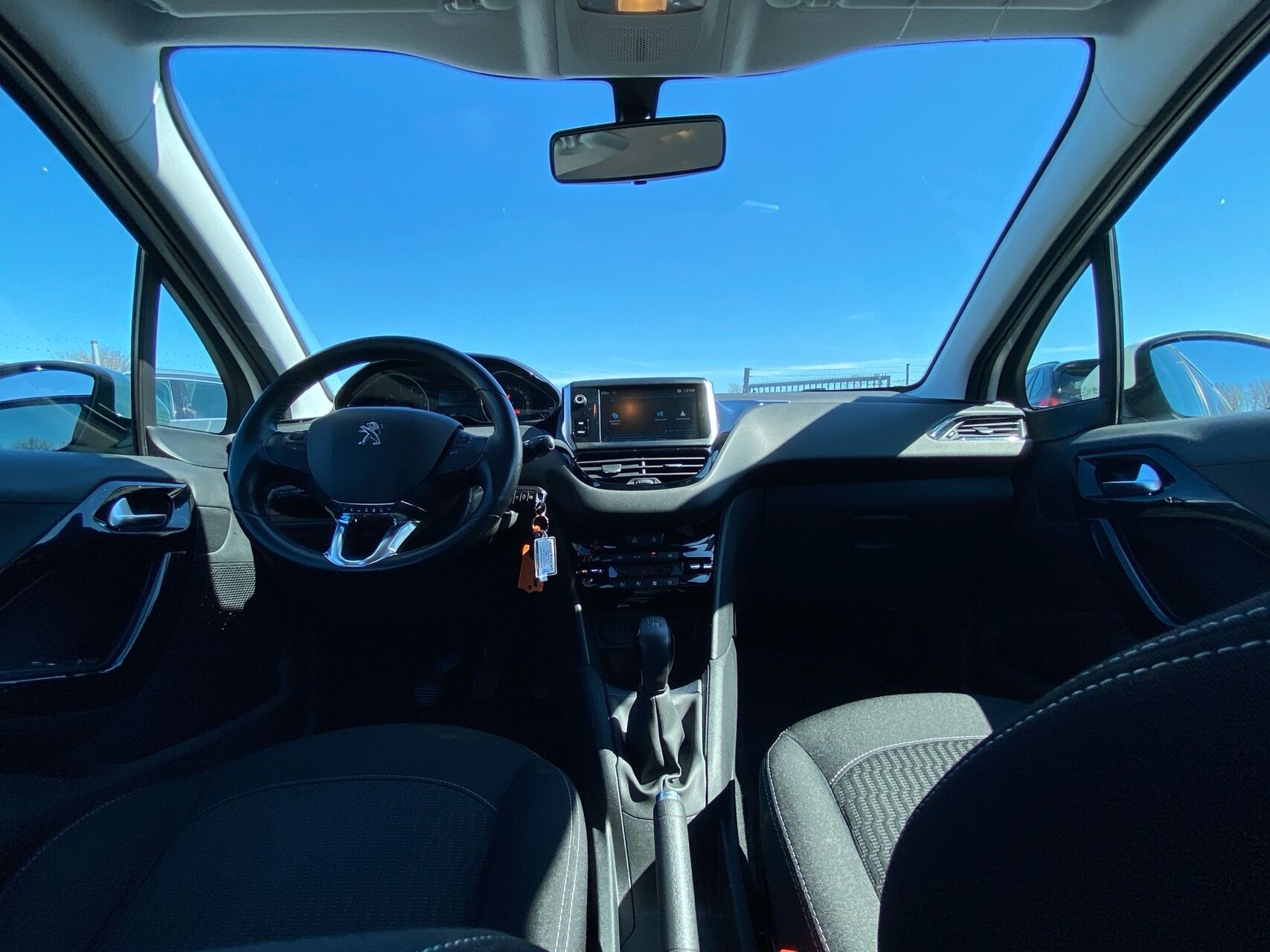 Billede af Peugeot 208 1,2 PureTech Envy 82HK 5d