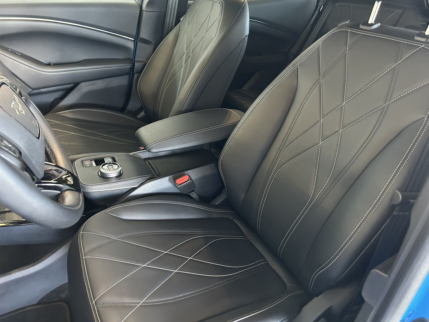 Billede af Ford Mustang Mach-E EL SR 269HK 5d Aut.