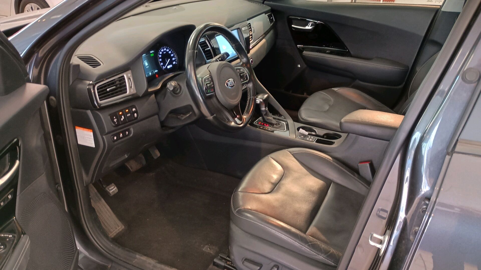 Billede af Kia Niro 1,6 GDI PHEV  Plugin-hybrid Advance DCT 141HK 5d 6g Aut.