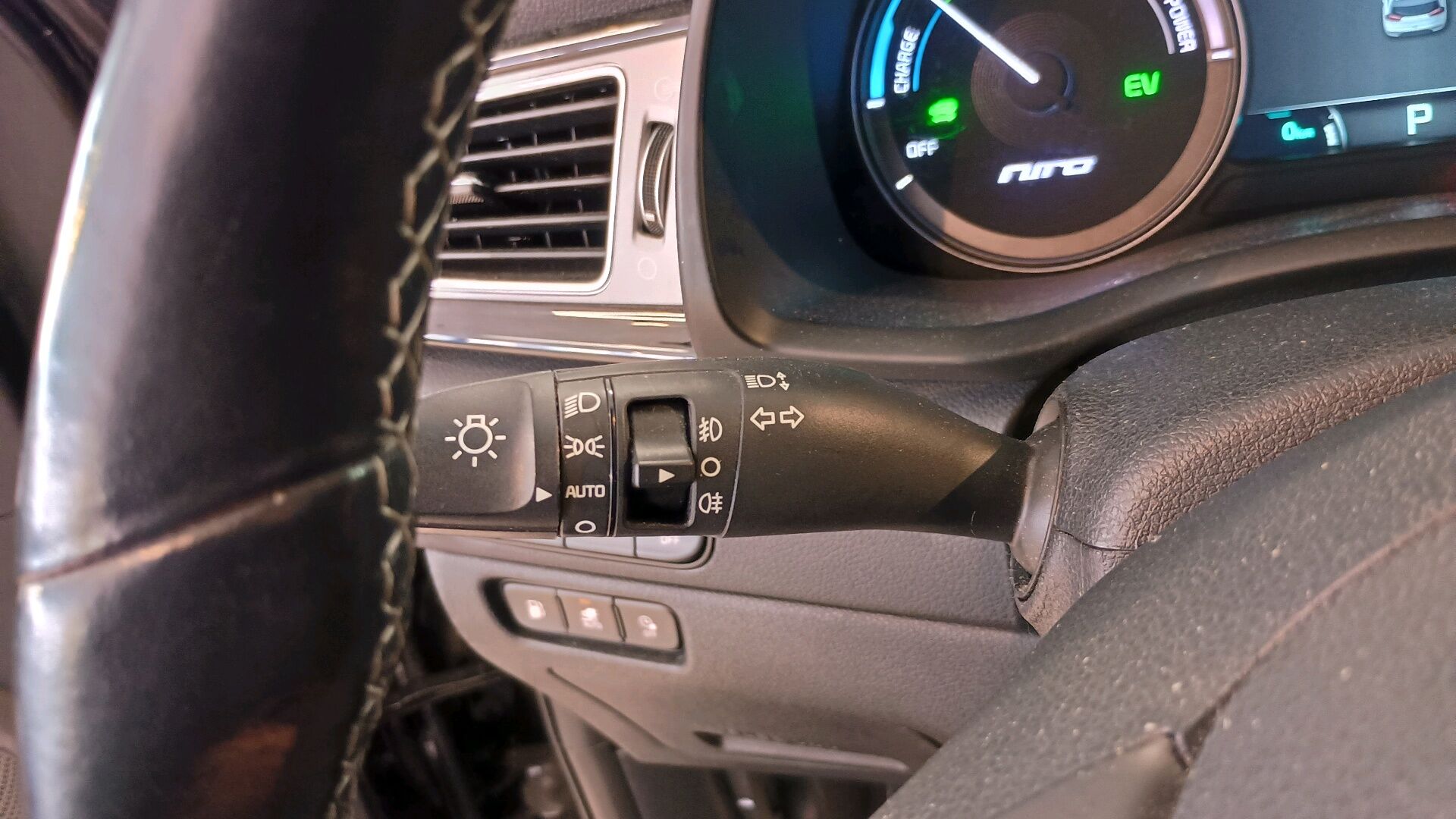 Billede af Kia Niro 1,6 GDI PHEV  Plugin-hybrid Advance DCT 141HK 5d 6g Aut.
