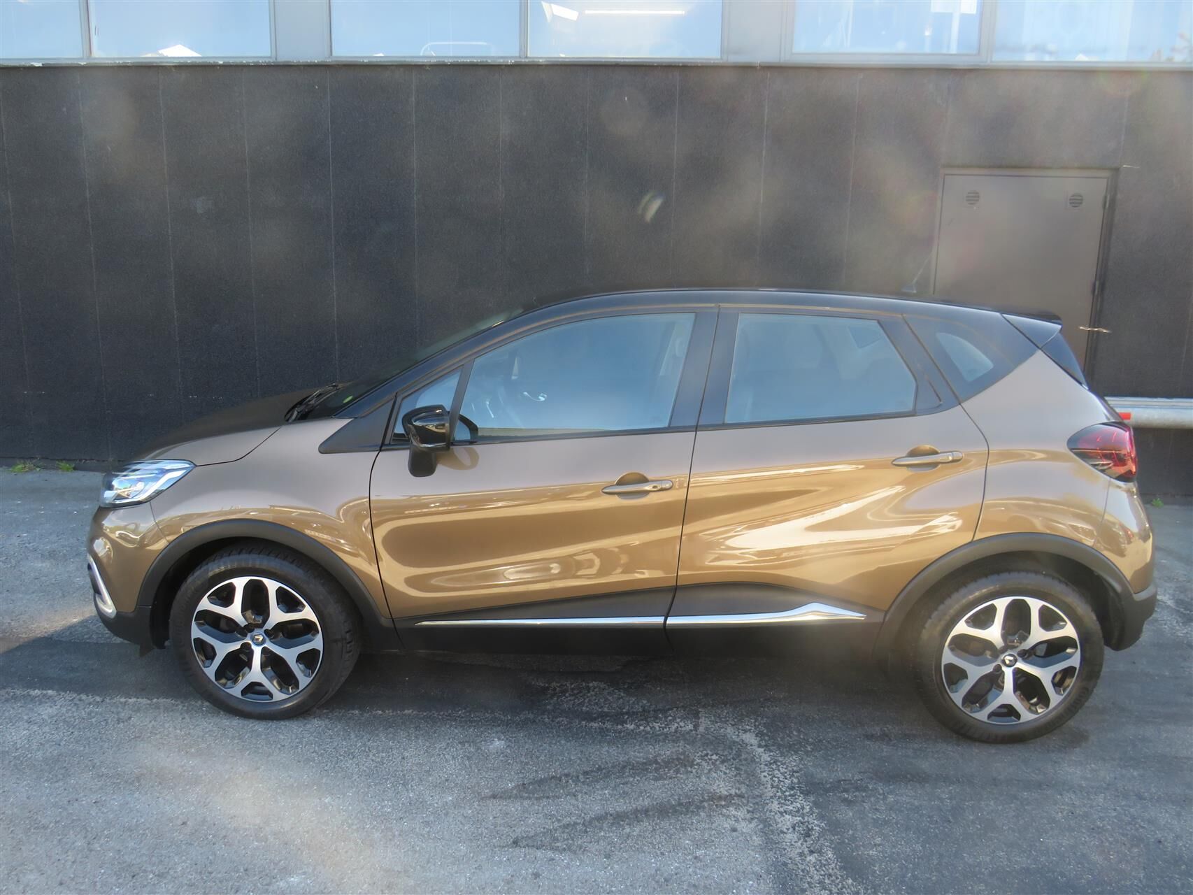 Billede af Renault Captur 1,2 TCE Intens EDC 120HK 5d 6g Aut.