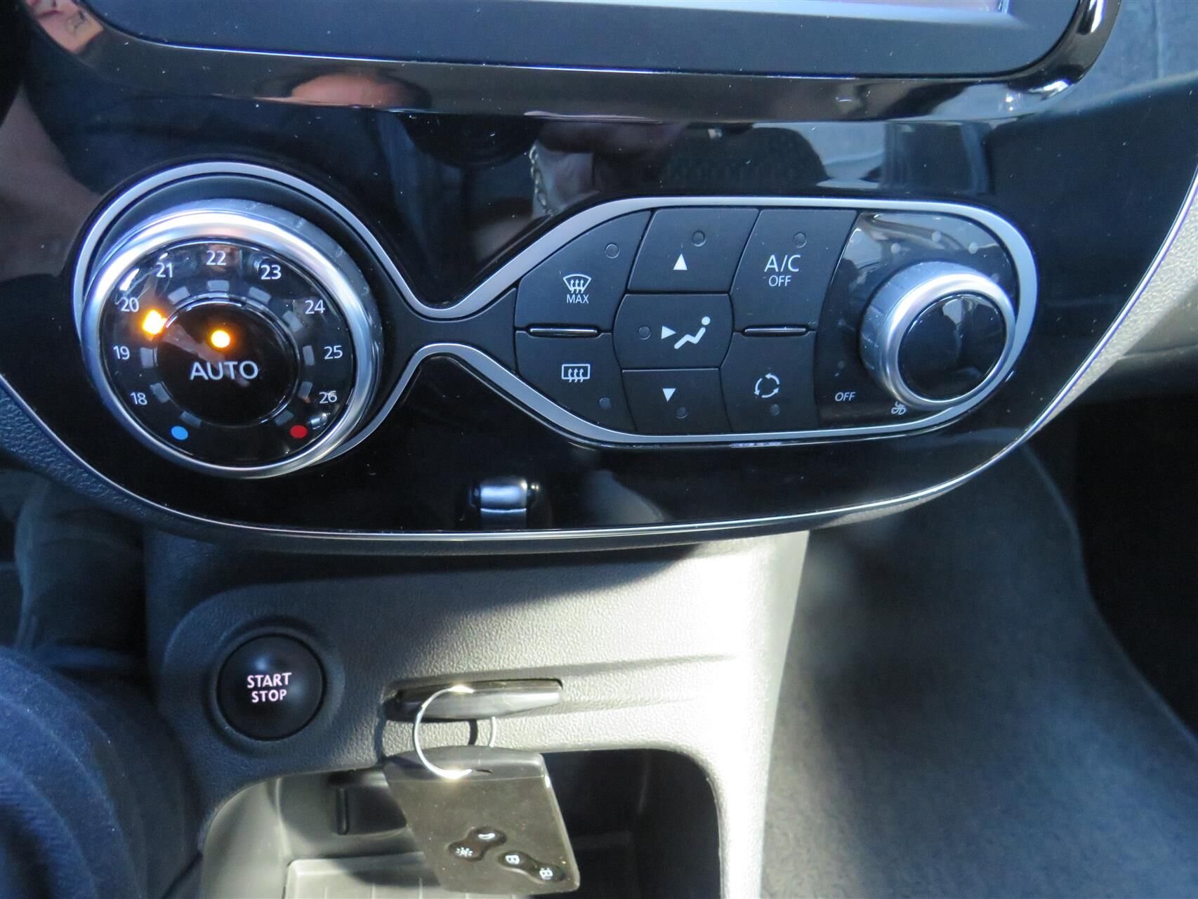 Billede af Renault Captur 1,2 TCE Intens EDC 120HK 5d 6g Aut.
