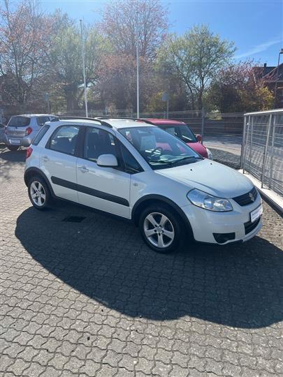 Suzuki SX4 1,6 GL-J 107HK 5d