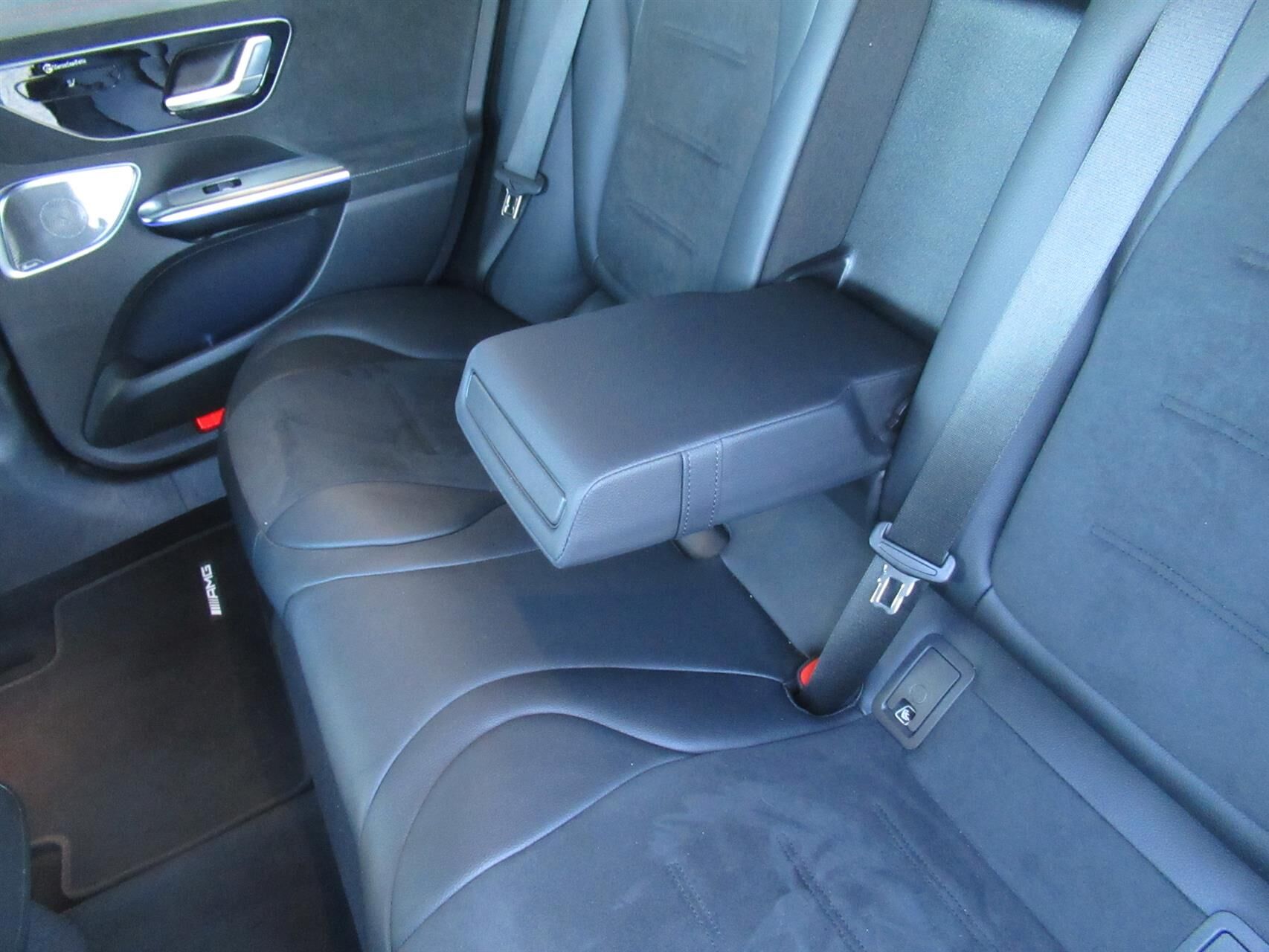Billede af Mercedes-Benz EQE 300 EL AMG Line 245HK Aut.