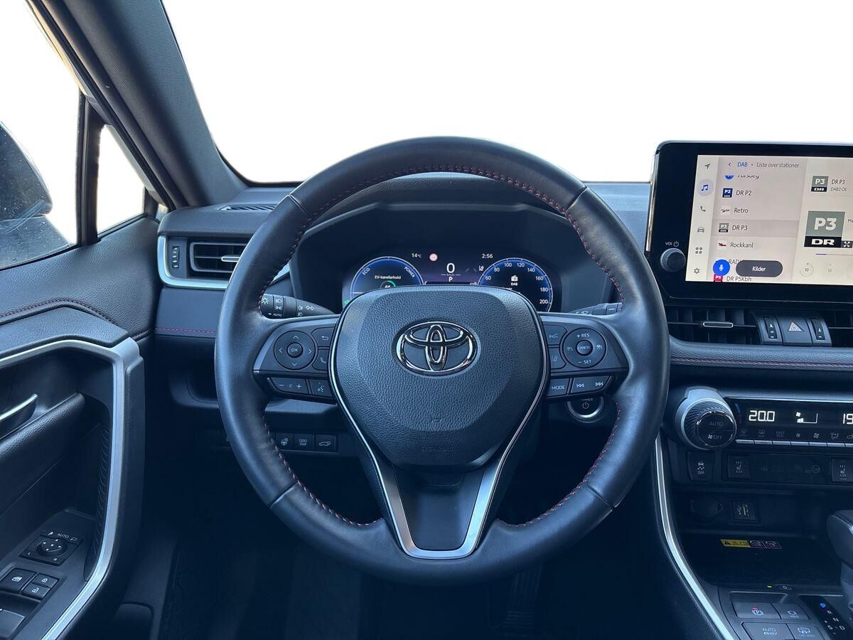 Billede af Toyota RAV4 Plug-in 2,5 Plugin-hybrid Active Comfort AWD 306HK 5d 6g Aut.