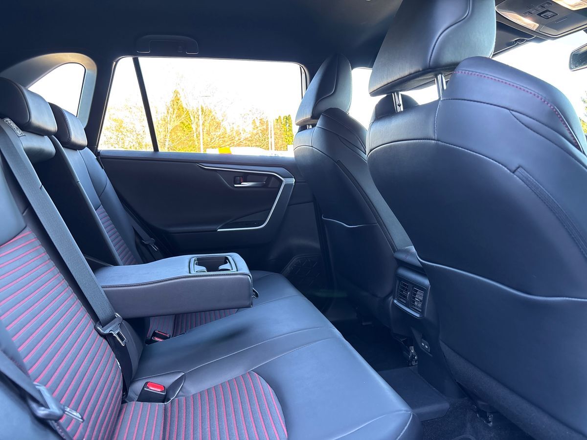 Billede af Toyota RAV4 Plug-in 2,5 Plugin-hybrid Active Comfort AWD 306HK 5d 6g Aut.