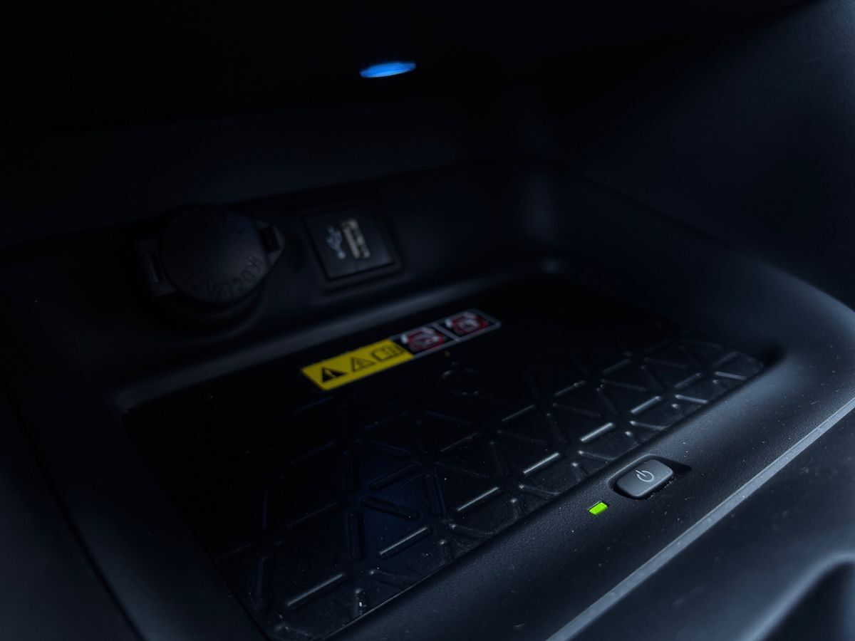 Billede af Toyota RAV4 Plug-in 2,5 Plugin-hybrid Active Comfort AWD 306HK 5d 6g Aut.