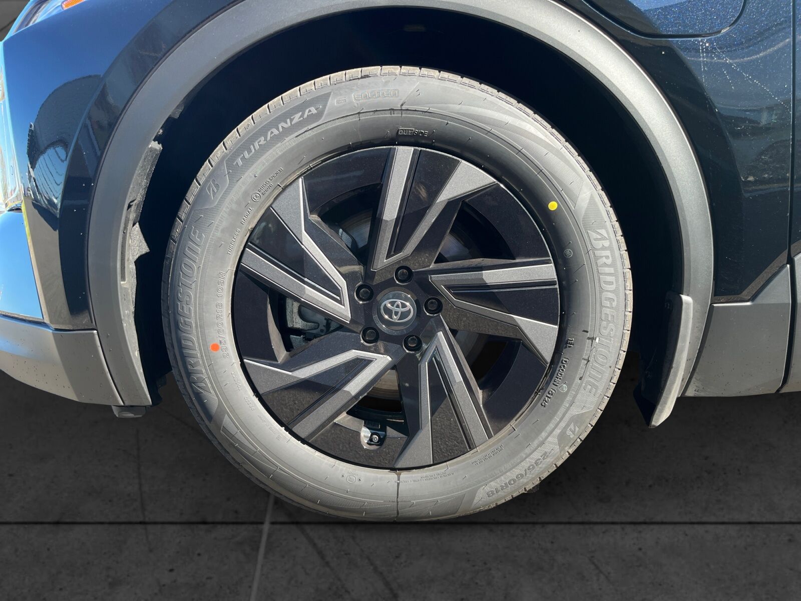 Billede af Toyota C-HR+ EL Active 224HK 5d Aut.