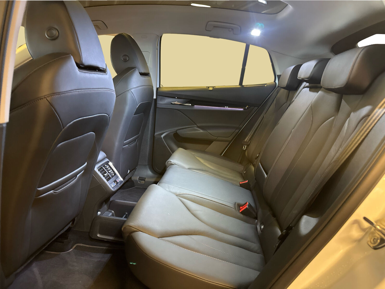 Billede af Skoda Enyaq 80 Coupe iV Suite 204HK 5d Aut. 