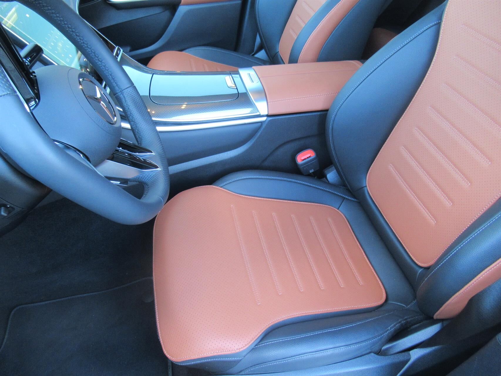 Billede af Mercedes-Benz GLC300 d 2,0 D AMG Advanced Plus 4Matic 9G-Tronic 269HK 5d 9g Aut.