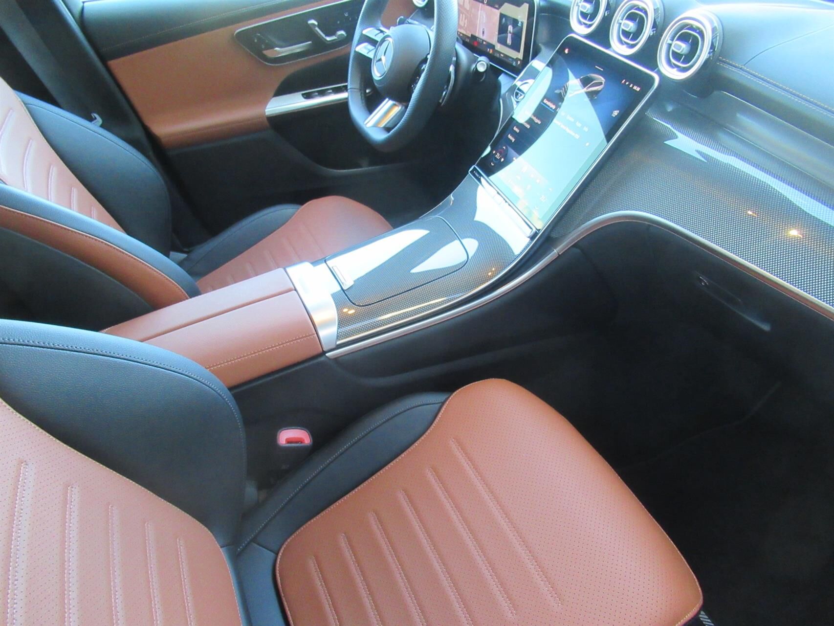 Billede af Mercedes-Benz GLC300 d 2,0 D AMG Advanced Plus 4Matic 9G-Tronic 269HK 5d 9g Aut.
