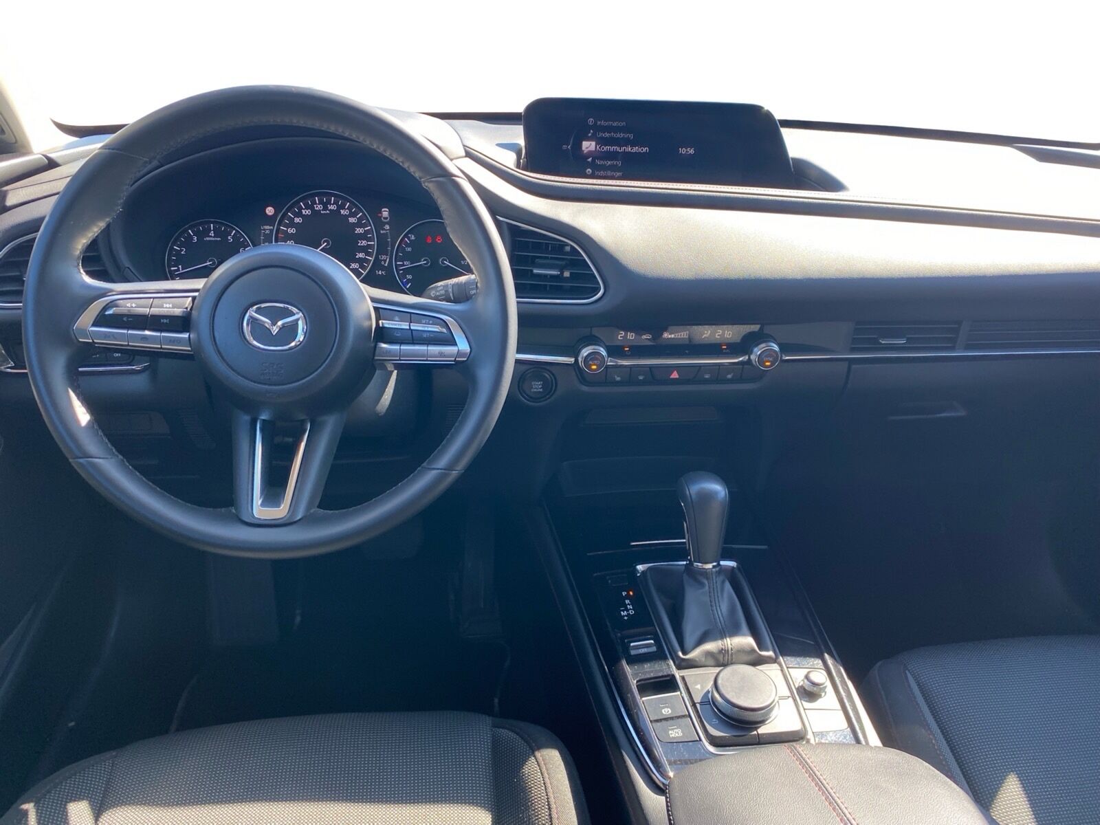 Billede af Mazda CX-30 2,0 Skyactiv-G  Mild hybrid Homura 150HK 5d 6g Aut.