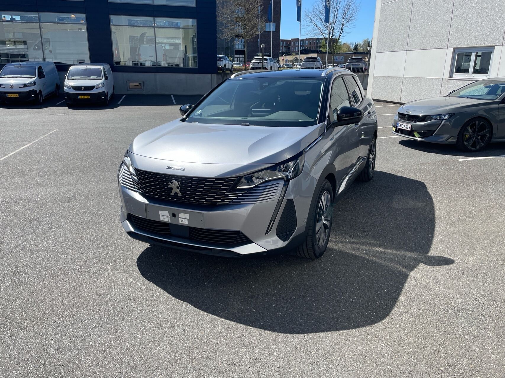 Billede af Peugeot 3008 1,6 PureTech  Plugin-hybrid First Selection EAT8 225HK 5d 8g Aut.