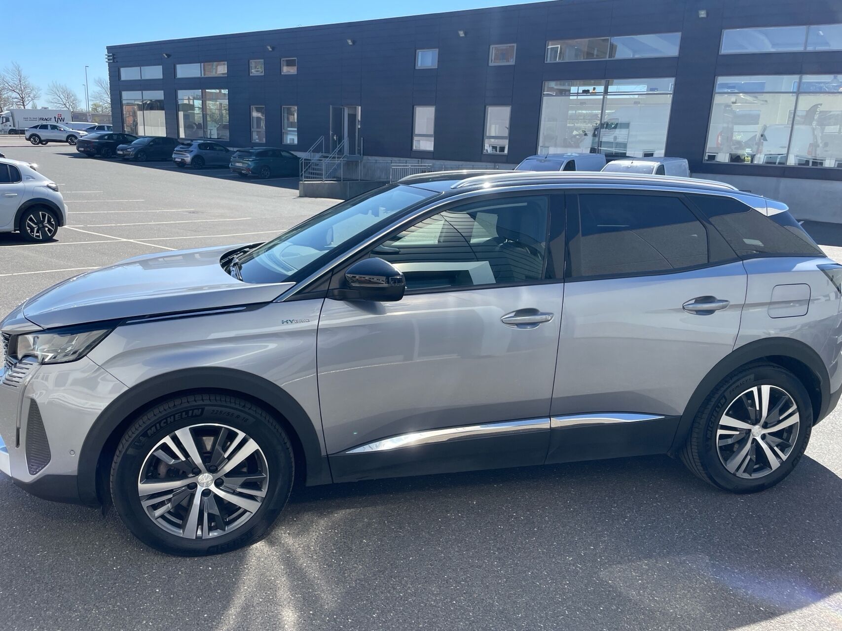 Billede af Peugeot 3008 1,6 PureTech  Plugin-hybrid First Selection EAT8 225HK 5d 8g Aut.