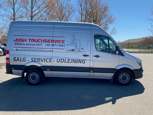 Billede af Mercedes-Benz Sprinter 319 3,0 CDI R2 7G-Tronic 190HK Van 7g Aut.