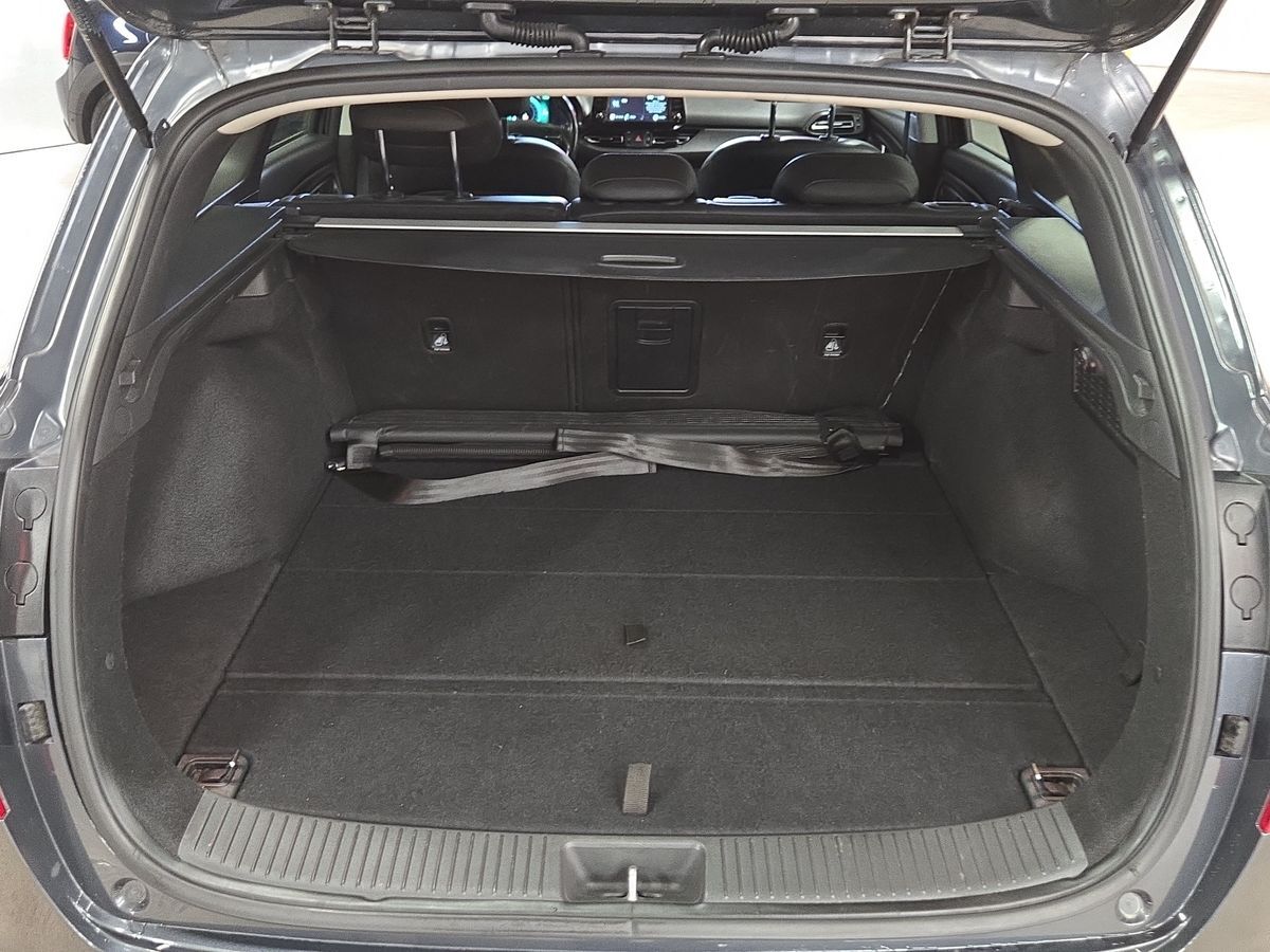 Billede af Hyundai i30 Cw 1,5 T-GDI  Mild hybrid Advanced DCT 159HK Stc 7g Aut.