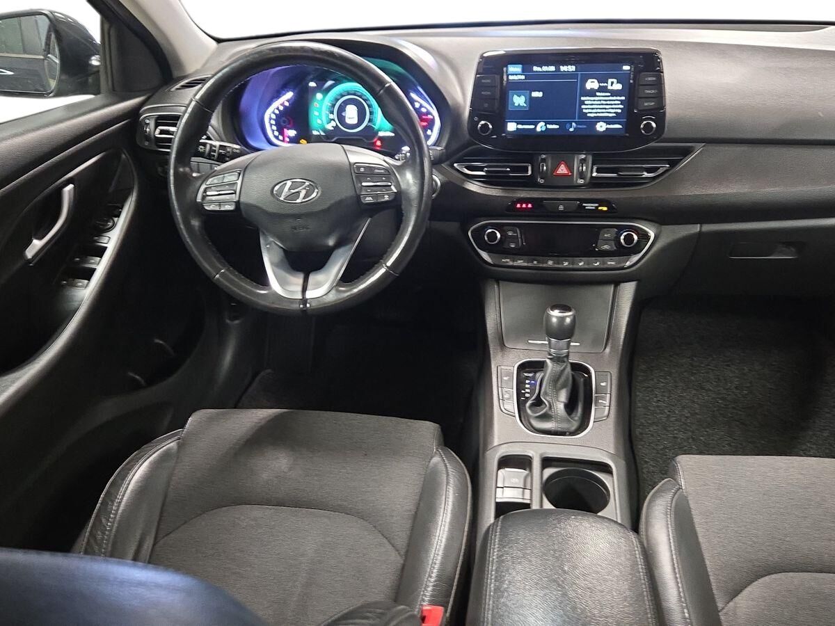 Billede af Hyundai i30 Cw 1,5 T-GDI  Mild hybrid Advanced DCT 159HK Stc 7g Aut.