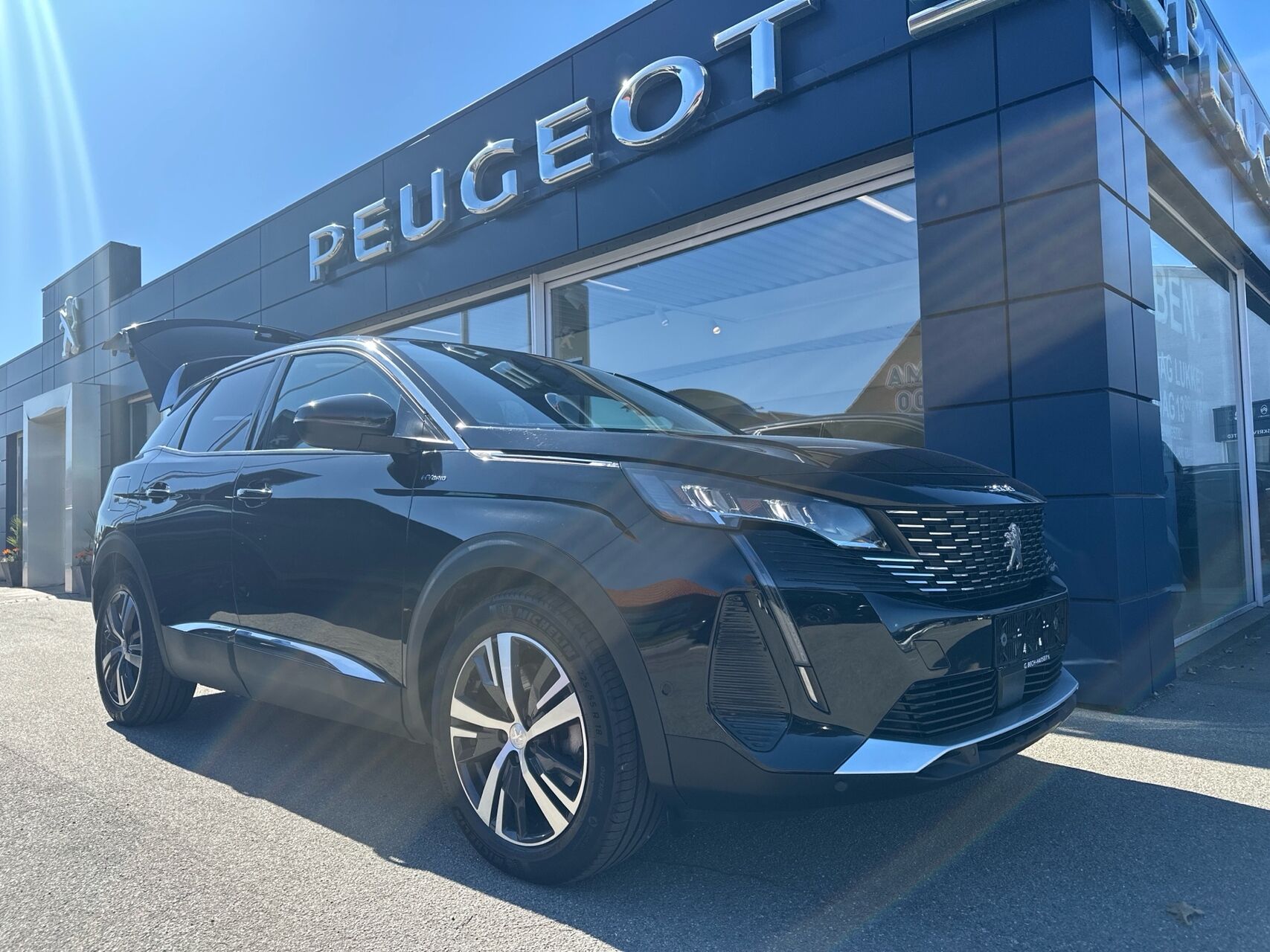Billede af Peugeot 3008 1,6 PureTech  Plugin-hybrid Selection Sport EAT8 225HK 5d 8g Aut.