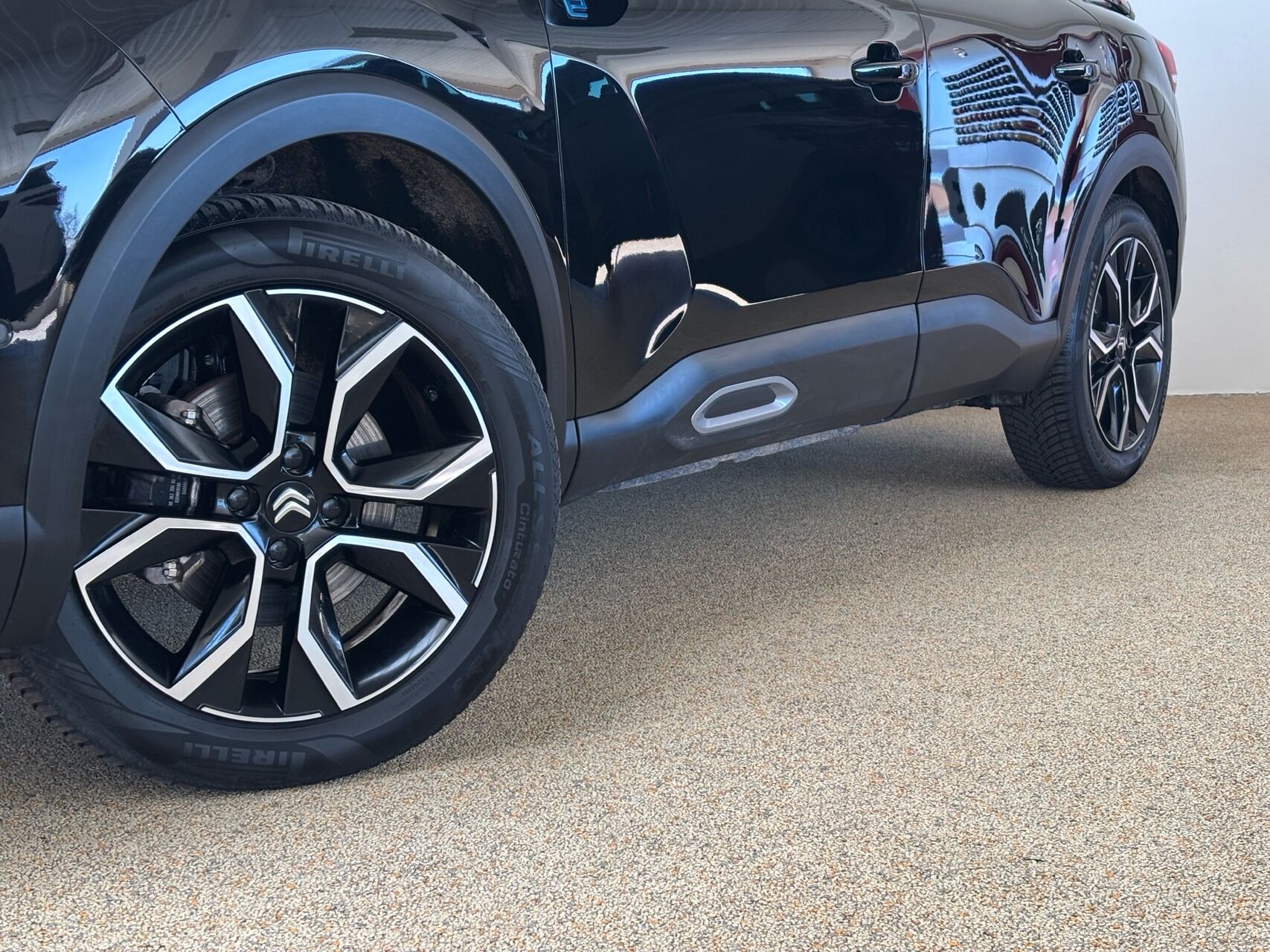 Billede af Citroën e-C4 EL Shine 136HK 5d Aut.