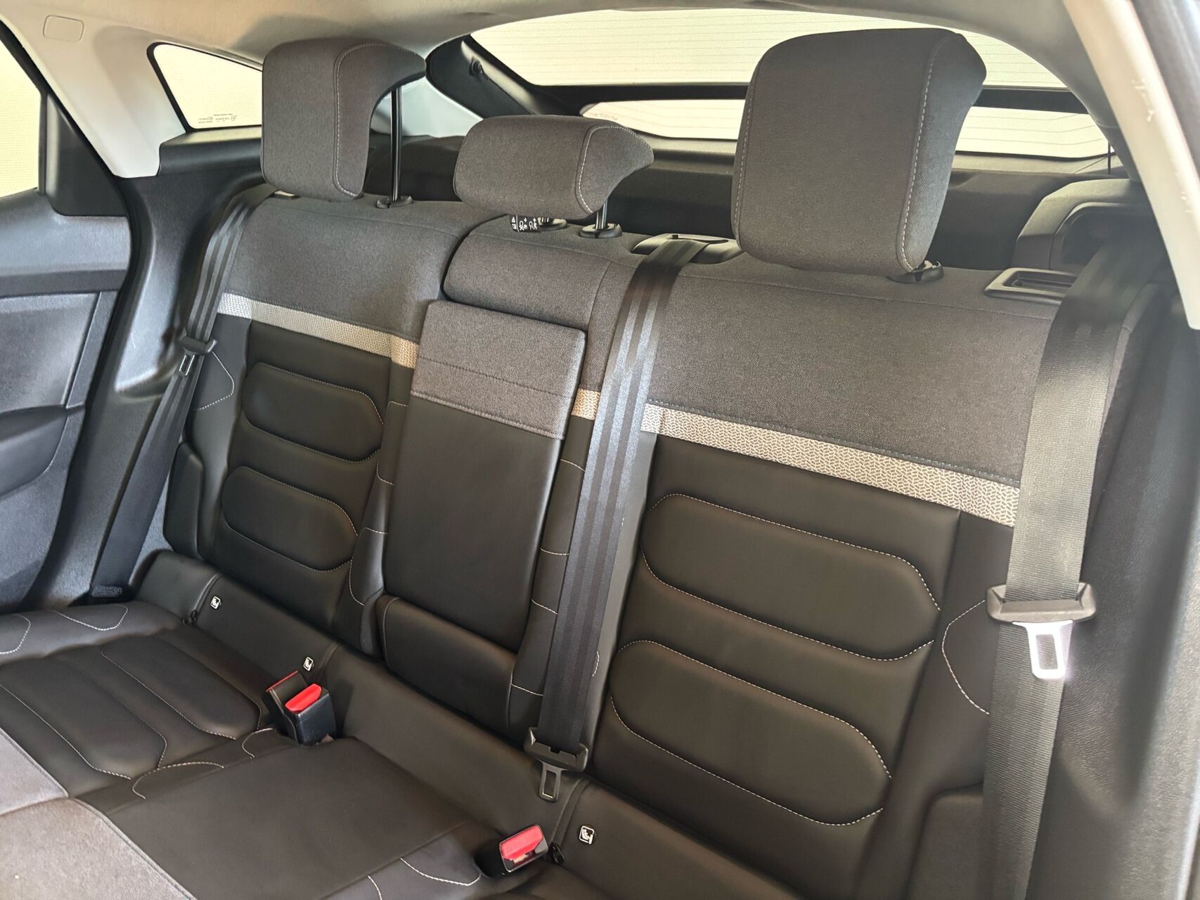 Billede af Citroën e-C4 EL Shine 136HK 5d Aut.