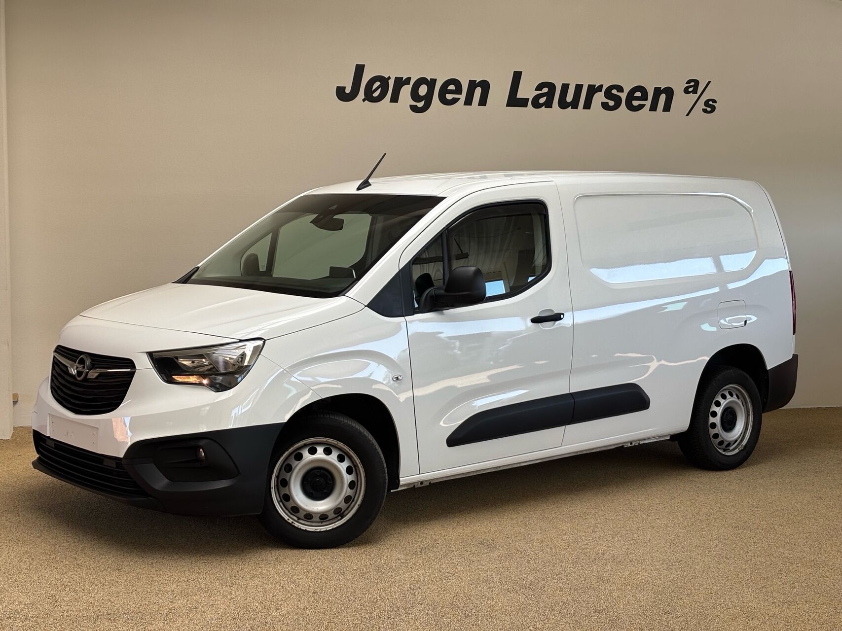 Billede af Opel Combo L2V2 1,5 D Enjoy 102HK Van