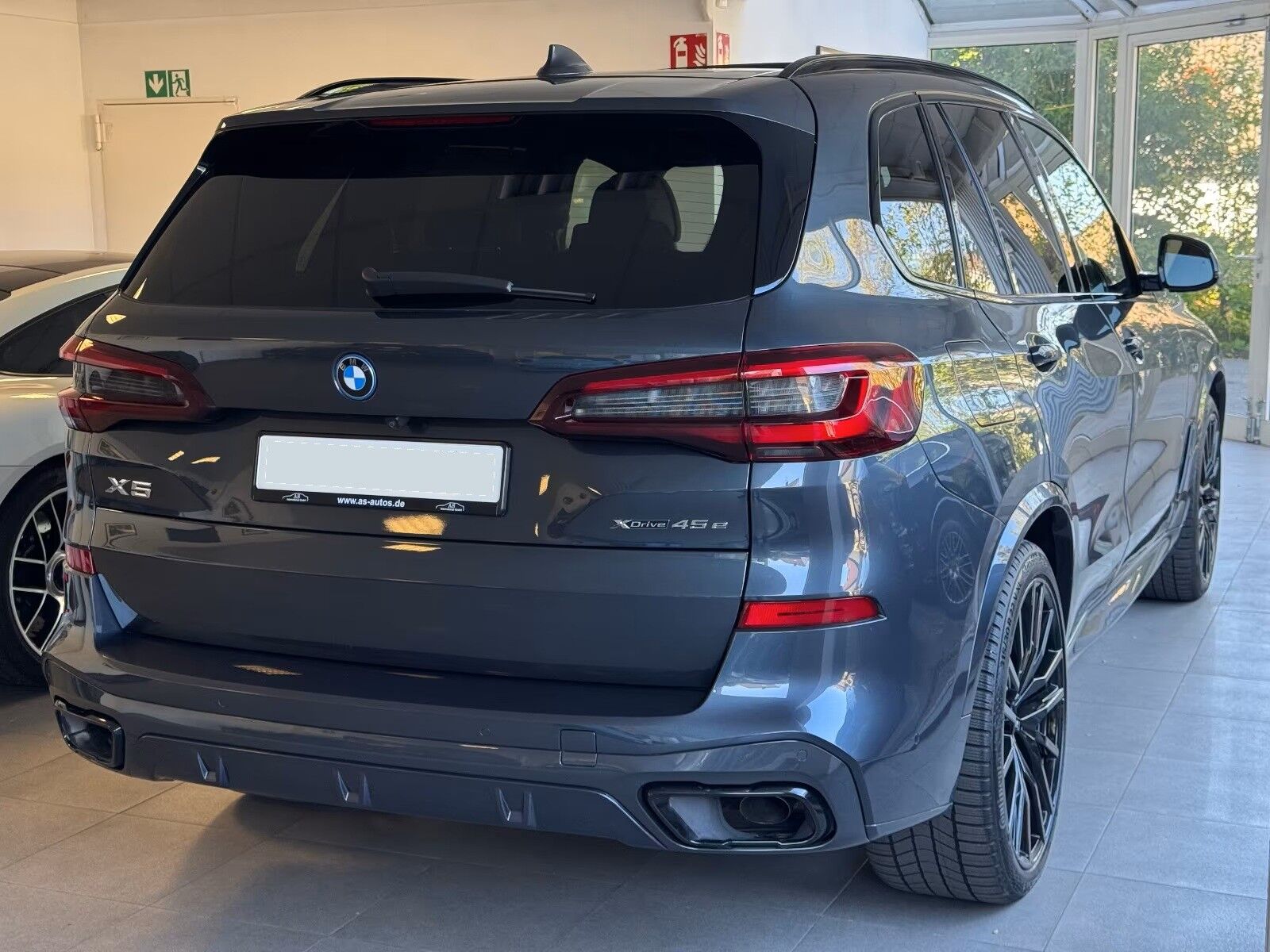 Billede af BMW X5 45e 3,0 Plugin-hybrid M-Sport XDrive Steptronic 399HK 5d 8g Aut.