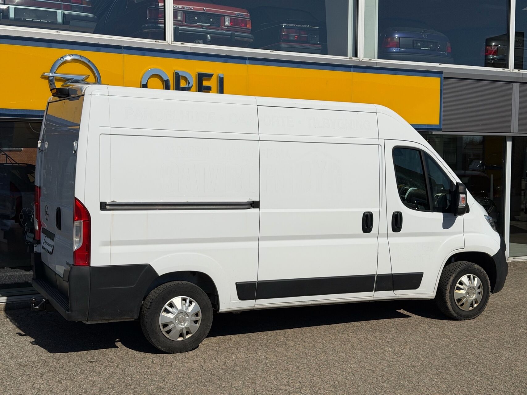 Billede af Opel Movano 35 L2H2 2,2 BlueHDi Enjoy 140HK Van 6g