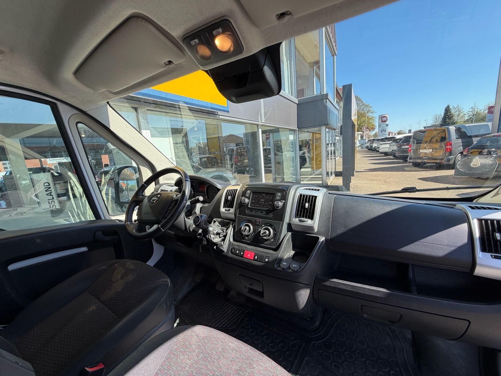 Billede af Opel Movano 35 L2H2 2,2 BlueHDi Enjoy 140HK Van 6g