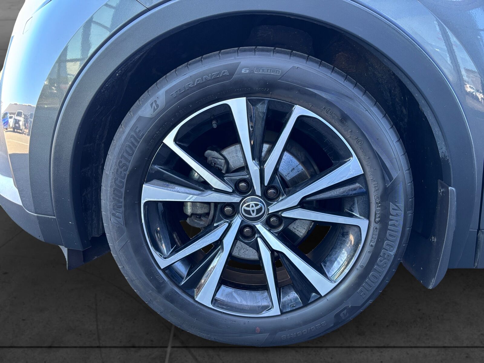 Billede af Toyota C-HR 1,8 Hybrid Style Smart Multidrive S 140HK 5d 6g Aut.