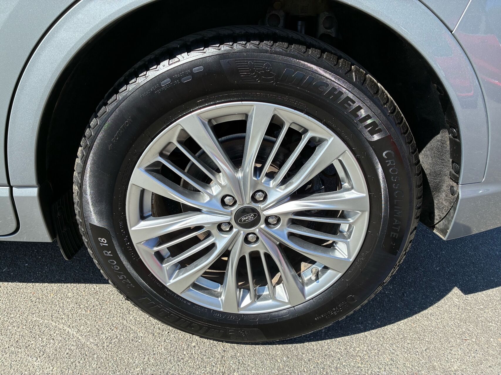 Billede af Ford Kuga 2,5 Plugin-hybrid Vignale CVT 225HK 5d Trinl. Gear