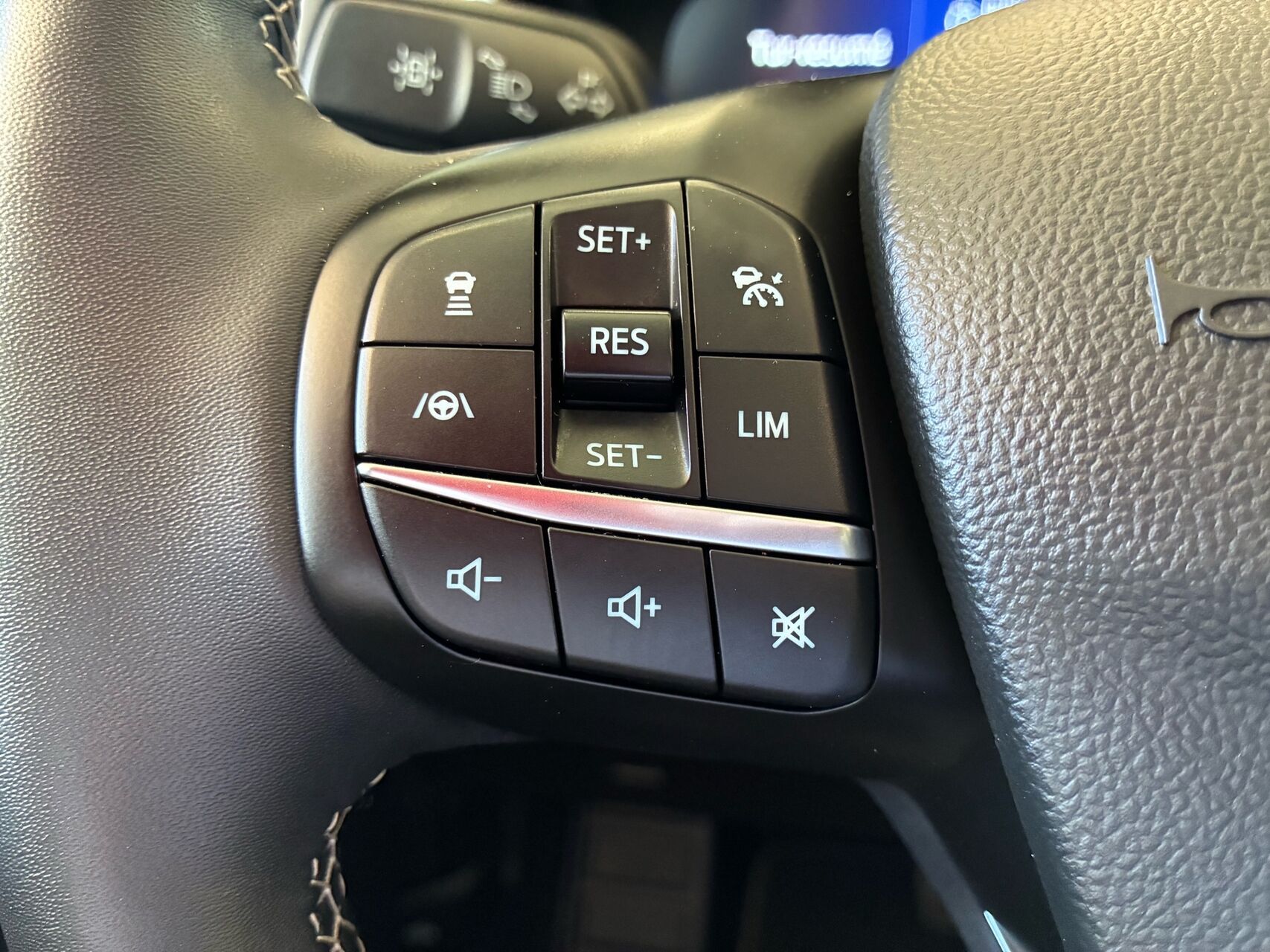 Billede af Ford Kuga 2,5 Plugin-hybrid Vignale CVT 225HK 5d Trinl. Gear