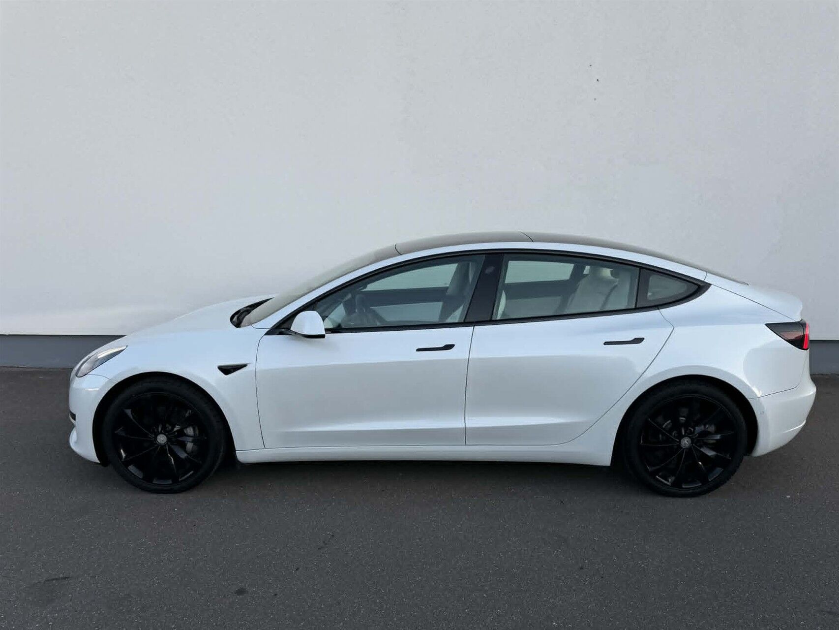 Billede af Tesla Model 3 EL Standard Range 283HK Aut.