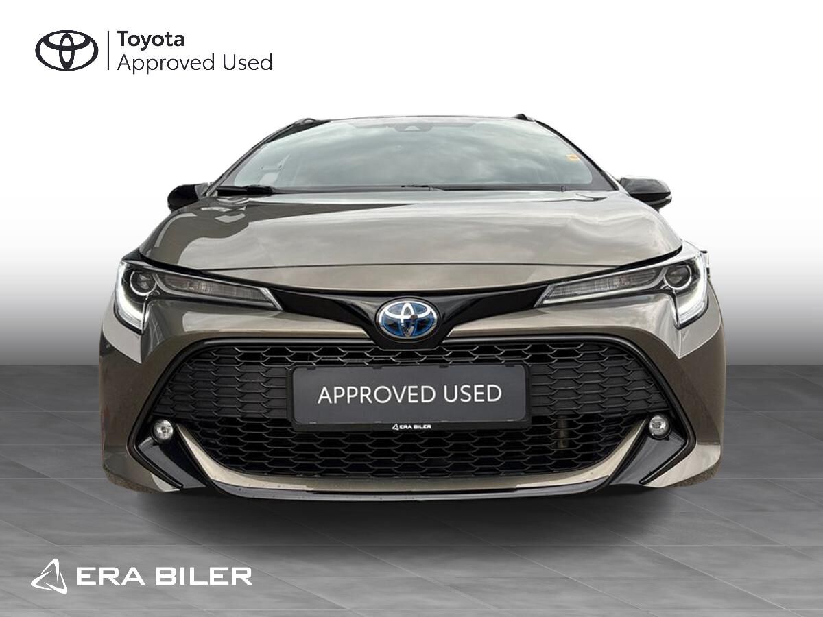 Billede af Toyota Corolla Touring Sports 2,0 Hybrid H3 Premium E-CVT 180HK Stc 6g Aut.