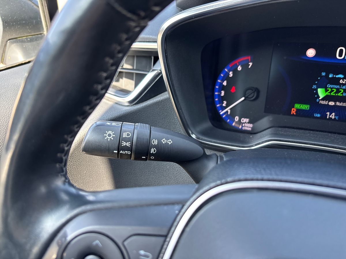 Billede af Toyota Corolla Touring Sports 1,8 Hybrid H3 Design E-CVT 122HK Stc Trinl. Gear